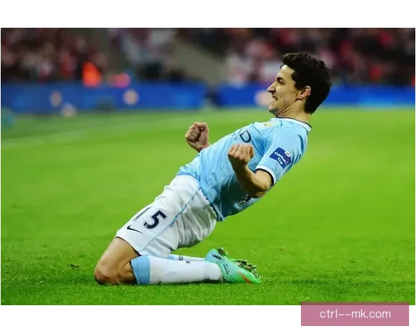 赫苏斯·纳瓦斯宣布赛季末离队后签署终身合同继续为塞维利亚效力 赫苏斯·纳瓦斯宣布赛季末离队后签署终身合同继续为塞维利亚效力