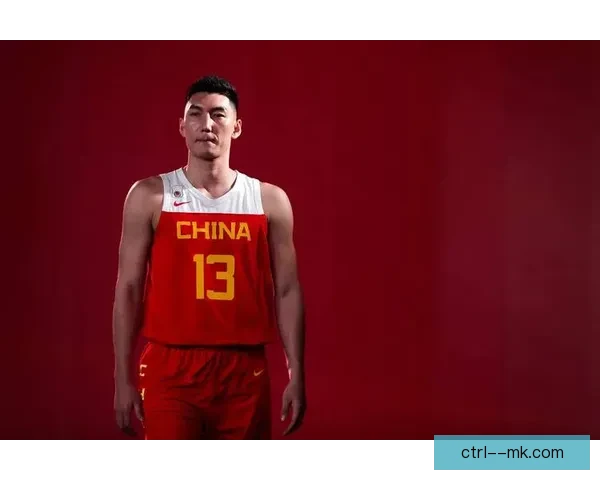 卡拉菲奥里正式加盟阿森纳引发球迷热议与期待